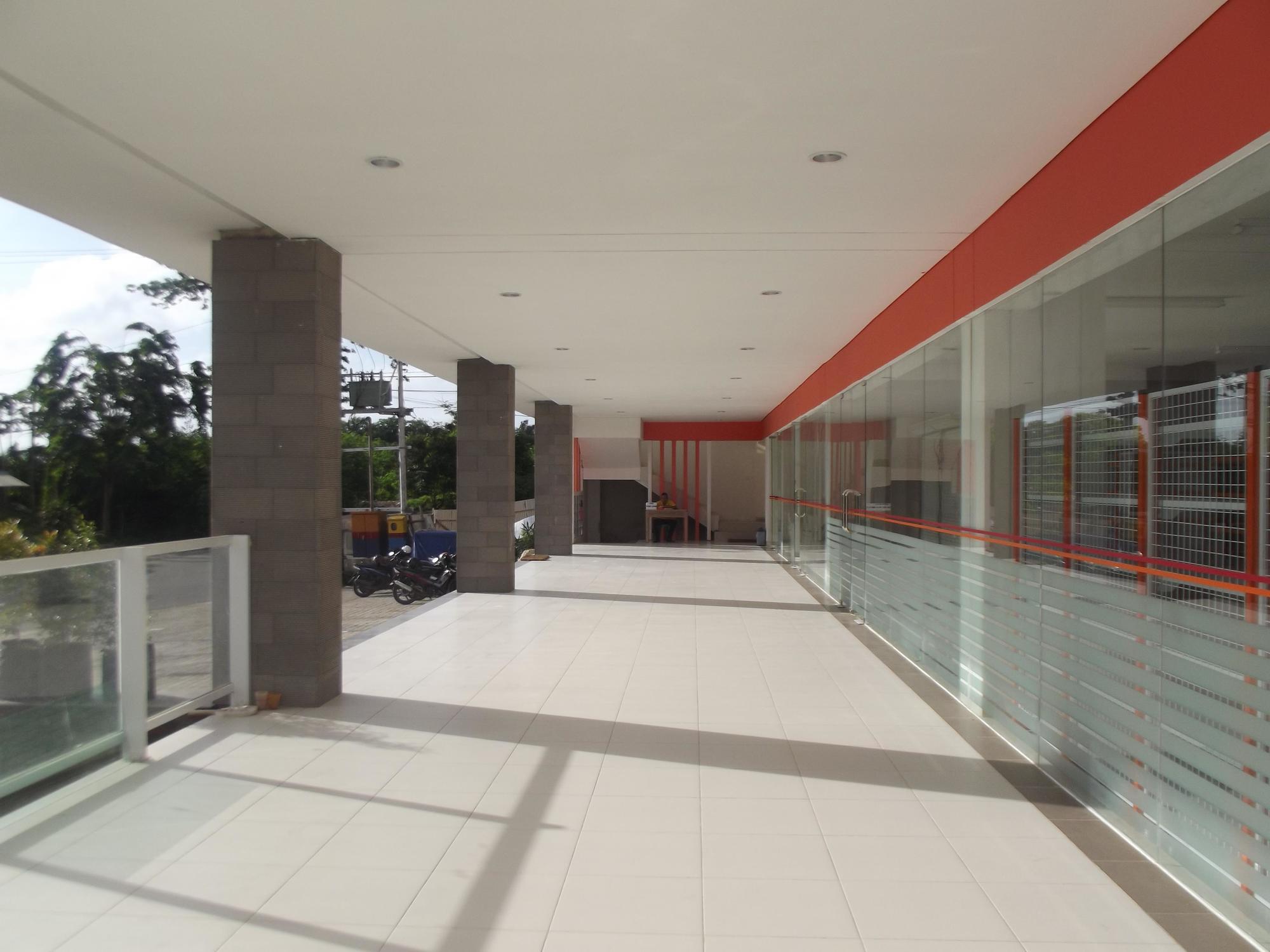 L Bajo Hotel Labuan Bajo Exterior photo